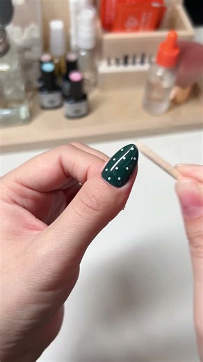 Today I’m showing you how to apply press-on nails using jelly glue! 🤍 #diynails