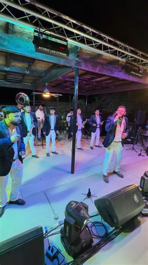 🔴👑 BANDA MP™️ on Instagram: "Báilame 🎼🕺💃 📅 Aparta Tu Fecha ya antes de que se terminen! Banda MP™️ 🔥para toda clase de eventos. 🚀👌🏼 Bodas 💍, XV años, cumpleaños, con especial para solo divorcios pagas cuatro horas y la quinta te la regalamos. 😎quítate ese estrés de encima y festéjate a lo grande 🥃💯 #bandas #cumbias #regionalmexicano #fyp #parati"