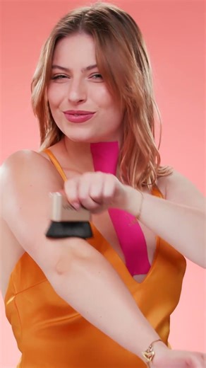 TPerfect tan in minutes? Yes, please! 🌞 #shorts #selftan #gadgets #hacks #diy #fyp