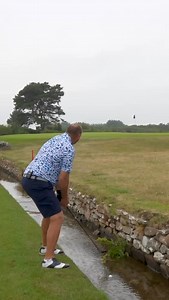 Best golf shot off the year ! #golfmates #golf #golfshot #instagolf #unreal | Golfmates
