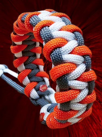 Paracord Bracelet (Cobra Weave Variation) #paracord #bracelet #diy #fyp