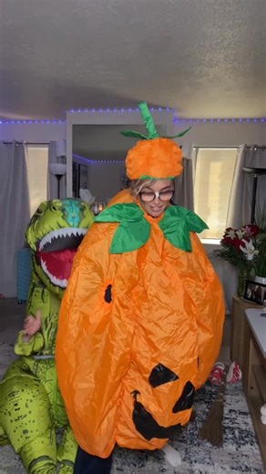 132K views · 3.3K reactions | Bloopers as you've requested #singlemomsaga #comedian #jokes #research #trends | Single Mom Saga | Facebook