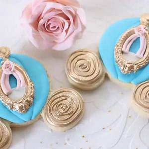 Cinderella Carriage cookies 💙💫 | Christina's Cupcakes