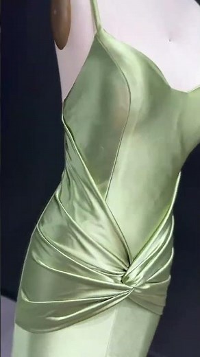 Elegant Silky Satin Green Mermaid Prom Dresses with Slit SH202