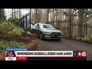 Neighbors mourn Hank Aaron hours after his death