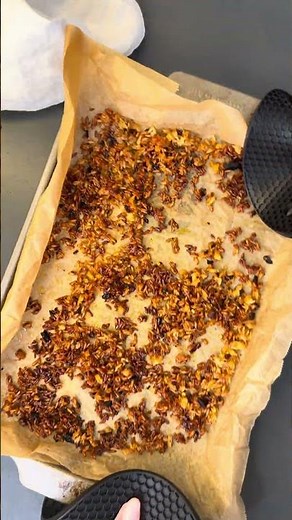 Rissalat med sprøde ris, cajun kylling og ranch dressing