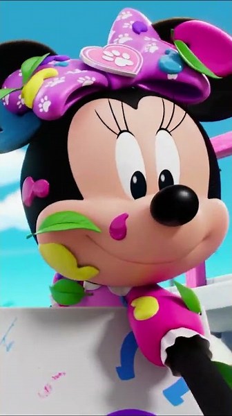 Minnie and Daisy's mobile salon for Picture Day! 📸🎀 | Minnie's Bow-Toons: Pet Hotel | Disney Jr.