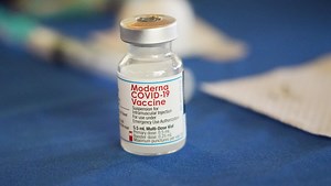 Moderna study shows immune response in older adults for a combo flu and COVID-19 shot