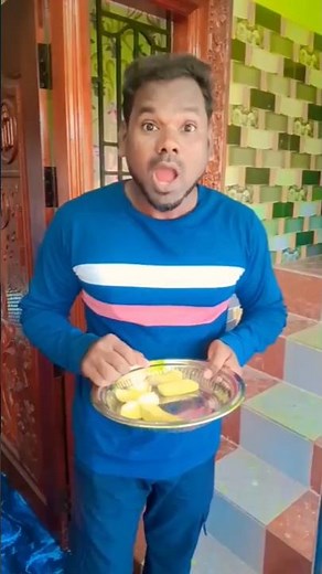 அம்மா, அந்த ஆப்பிள் வேணும் #monikaprabhu #comedy #like #subscribe #youtubeshorts #funny #viralvideo