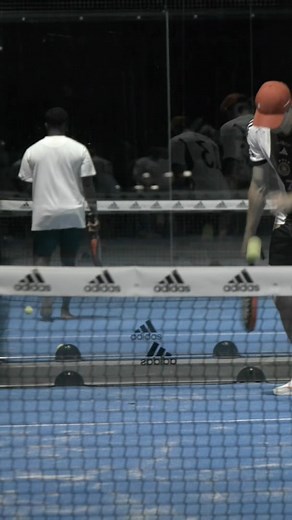 Thomas Müller on Instagram: "Noch einmal schlafen dann spielen wir endlich wieder Fußball ⚽️🇩🇪😻 Korrektur 🚨noch 2 mal schlafen 🙈 Bisschen Ablenkung tut am Tag nachdem Spiel auch ganz gut 🎾 #auchschonheißaufmorgen? #ungeduldig #beckerhecht #bisschenpaddeltenniszumauflockern #manuelneueristdortkaumzubezwingen #heutetrainierenwirwiedermitdemrundenleder"