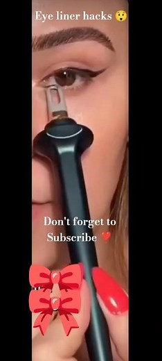 Eyeliner hacks with liner tool👁️🎀#makeup #makeuptutorial #liner #eyemakeup #beauty #fashion #shorts