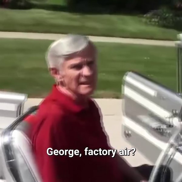 Hear the tri‑power engine in this ’59 Bonneville!