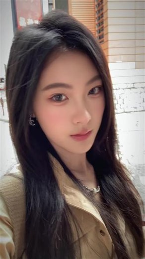 有没有一点点想我 #不知名美女 #人像实况 #近照分享