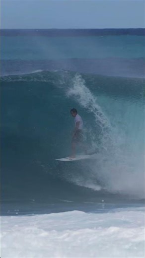 Barron Mamiya at his Home Break #pipeline