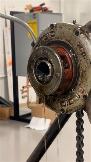 Mike Caruso on Instagram: "hand threading inch and a quarter with the @ridgidtools 700 power drive pipe threader • follow 📣 @plumbingstateofmind for more ☝️ #plumbing #cool #power #oldschool #water"