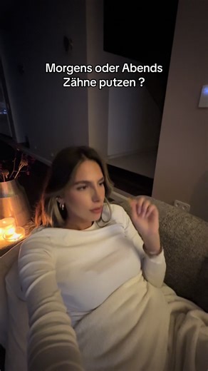 Zähneputzen: Morgens oder Abends?