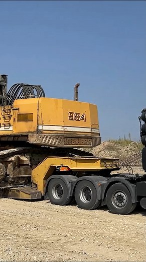 58K views · 1K reactions | #megamachineschannel #megamachines #digger #diggers #earth #soil #mining #miningequipment #coal #catequipment #machines #liebherr #construction #heavyequipment #liebherr984 #excavator #transoprt #heavytransport #transportation #transportationservices | Mega Machines Channel | Facebook