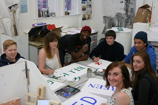 Physics KS3 / GCSE: How light makes the colours we see