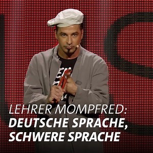1.5M views · 34K reactions | Mompfred aka Bülent Ceylan ist Aushilfslehrer an einer Schule. Warum Groß- und Kleinschreibung und die richtige Betonung von „Tunwörtern“ so wichtig sind, erzählt er seinen Schülern. | SWR | Facebook