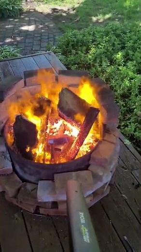 melting aluminum on wood fire