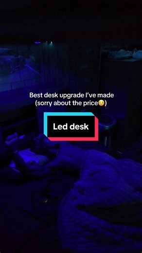 Finally enough room for everything 🙂 #ldesk #leddesk #deskgoals #workfromhome #cleansetup