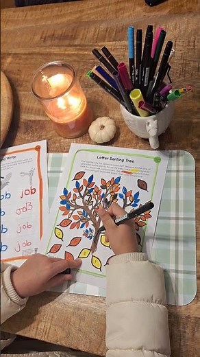 Free Fall Worksheets for Kids (Ages 3–8) 🍂 | Hooked on Phonics
