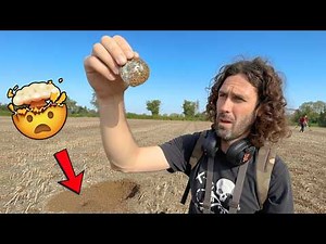 ROMAN TREASURE FOUND METAL DETECTING IN ENGLAND
