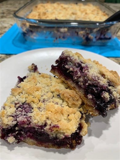 Fruity Crumble Bars! Wonderful for breakfast or dessert. Or maybe both! Simple and so tasty with those yummy blueberries. #breakfast #dessert #blueberry #Fruits | Scott & Karen