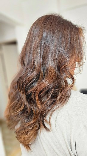 Guarda esta fórmula para un marrón café uno de los colores mas solicitados este 2025 y sera tendencia este 2026. #oliviadesinghair #oliviahairartist #mechas #peluqueria #cursosonline #haircolor #pelu | Oliviadiazhair