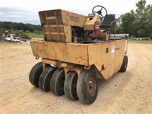 1991 Roll-O-Pactor SP3000 Pneumatic Roller | Construction