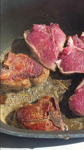 Easy Thanksgiving Stuffing Recipe With Fresh Diced Garlic