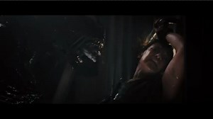 ALIEN secretos revelados "Procede del Necronomicón" #alien #peliculas "En el espacio nadie puede oír tus gritos” fue el lema utilizado en el cartel de la primera entrega, estrenada en 1979 Alien: El octavo pasajero, mezcló ciencia ficción y terror gótico, dejando a espectadores de todo el mundo aterrados y cautivados a partes iguales. Caracterizada por Sigourney Weaver, una mujer fuerte que no tuvo más opción que enfrentarse y derrotar a su antagonista: el extraterrestre. La otra estrella destac