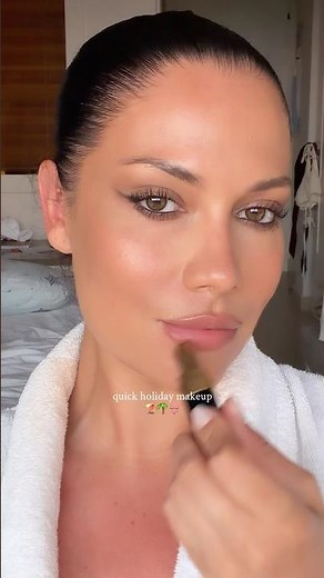 Quick holiday makeup #makeup #softglamlook #makeuptutorial #beauty #makeupartist