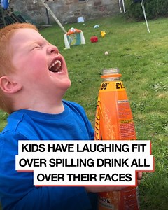 Kids are amused by the most random things 😂 | LADbible