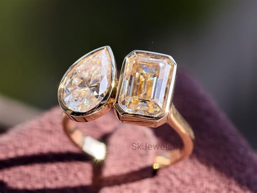 Toi Et Moi Moissanite Ring, Champagne Emerald Cut & Colorless Pear Bezel Set Ring, Two Stone Engagement Ring, 14K Rose Gold Anniversary Gift - Etsy