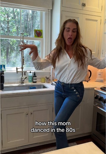 Bailes y Expresiones de Brooke Shields en los 80s