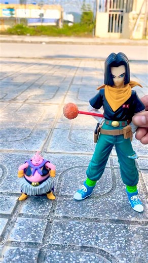 🤖 “An Android Warns Majin Buu About a Dark Plan!”