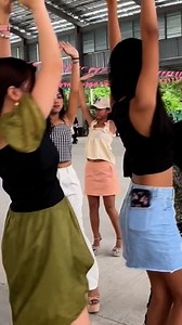 Saturday slayyy🫶😍 Ricagine Galorio Feby Dalubatan #reelsviralシ #DelNorte #RampModeling #workshop #pasarelatraining #modeling #pasarela #TagumCityDavaoDelNorte | Fare Tagum Modeling academy