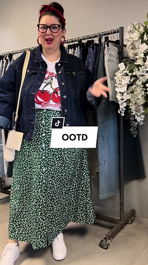 Cherry T-Shirt & Skirt OOTD - Shein Haul Styling Ideas