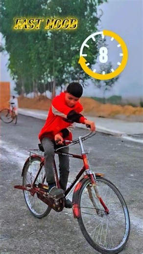 NOOB ❌ VS PRO ✅ CYCLE HOLD CHALLENGE 🤔 #shortvideo #shorts #stunt #cycle #rider #bmx