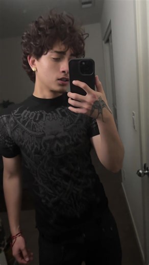 ☆ ☆ ☆ (@looney.yy)’s videos with оригинальный звук - violet