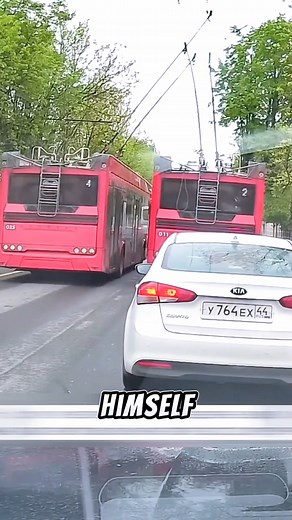 1K views | Trolleybus Driver's Reflex Causes Traffic Chaos | Facts Verse Reels | Facebook