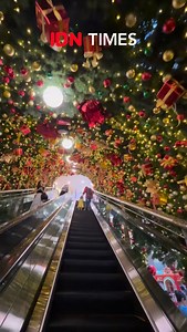 7.8K views · 57K reactions | Siapa yang sudah bolak-balik eskalator...