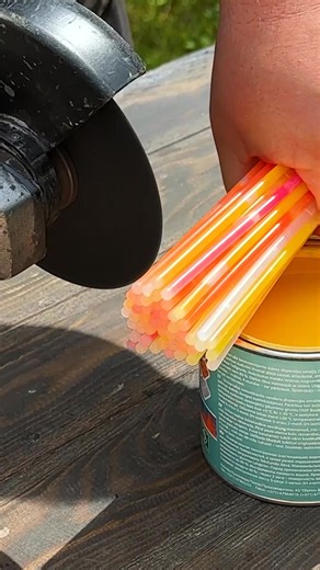 DIY Glow-in-the-Dark Paint ✨ | 5-Minute Crafts GIRLY