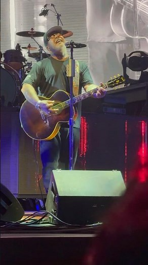 Aaron Lewis Staind Epiphany Live acoustic Moment 14th May 25 #staind #aaronlewis #fypシ