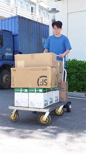 The XSTO ET300P2 turns heavy warehouse hauls into a simple walk in the park. #HoverboardCart