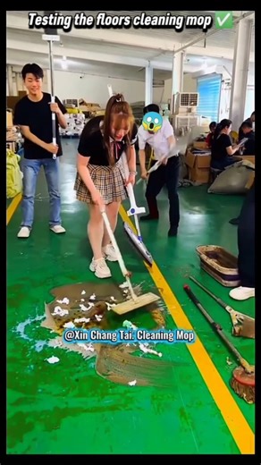 Best Smart Cleaning Mop ✨😱 #Shorts #CleaningHacks #floorcleaning #mop