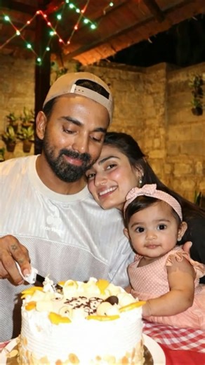 KL Rahul’s Birthday Celebration With Family 😍