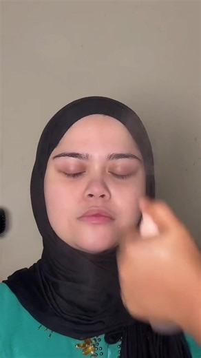 Nahhh,full tutorial untuk this look😍canvas ni sejenis xmake gambar sgt n dia awkward n xde pengalaman jd canvas…so kdg2 makeup pon dipengaruhi oleh individu jgk hehe..makeup cantik tuan cantik,mood cntik happy insyaallah perfect‼️ #maaez #30hari30makeuplook