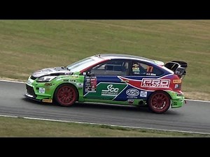 Ford Focus RS Mk2 Time Attack Monster - Accelerations on Track!